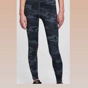 Women Camo Legging’s